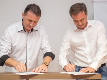 Presidente Artur e vice Alexandre